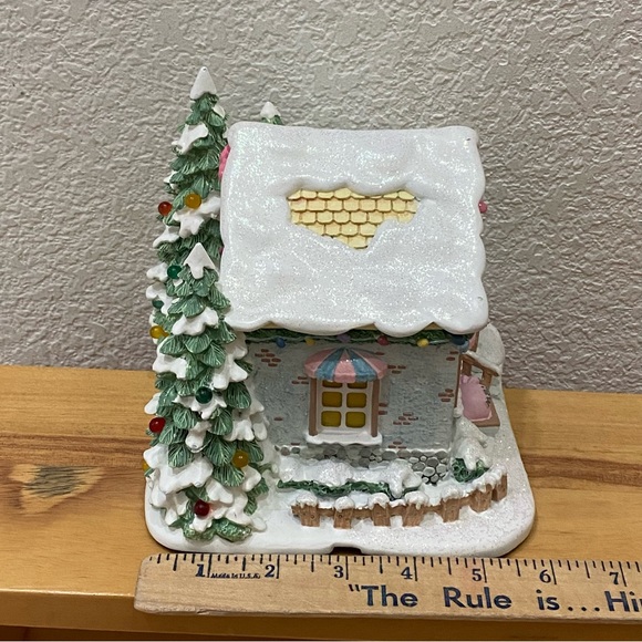 2001 Hawthorne Village Precious Moments HOLLY DAY GREETINGS POST OFFICE Lighted - Picture 7 of 16